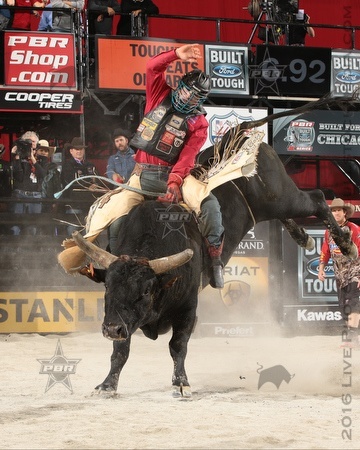 during the first round of the Chicago Built Ford Tough Series PBR. Photo by Andy Watson